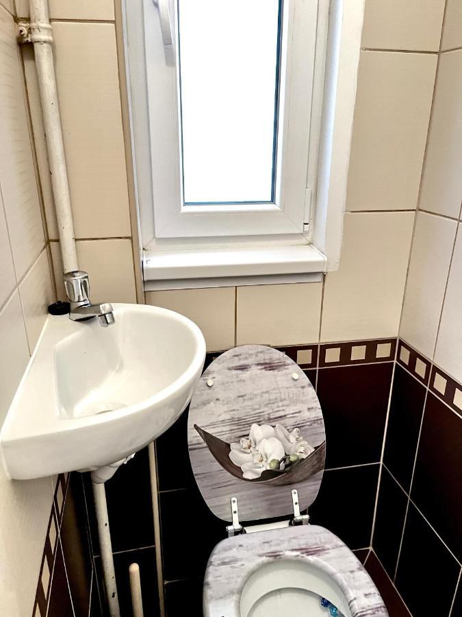 Apartamento Margaret Bridge Cosy Flat Budapest Exterior foto